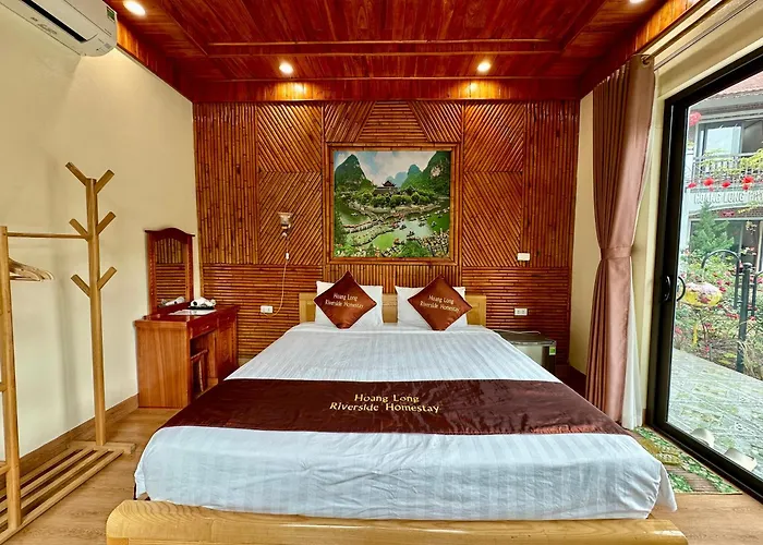 Hoanglong Riverside Homestay